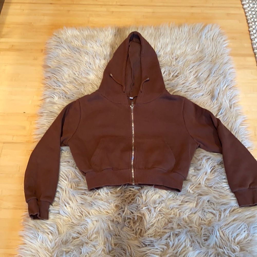 Shein  cropped zippered sweatshirt NWOT